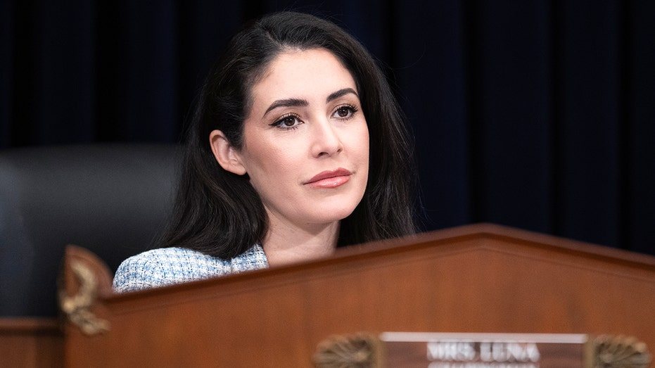 House Republican Urges State Department to Cancel Student Visas for Chinese Nationals