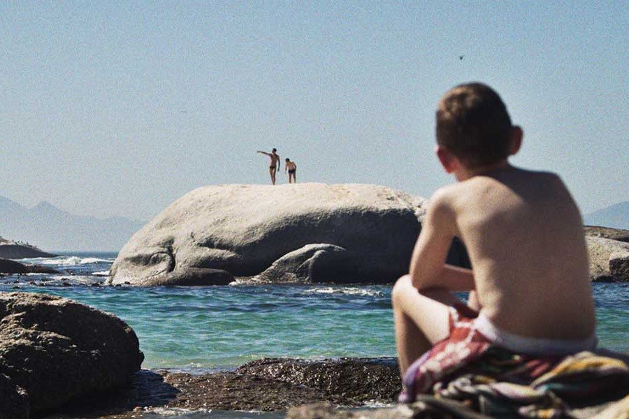 «The Smell of Apples» Review: A Chilling Child's-Eye View of Apartheid Privilege