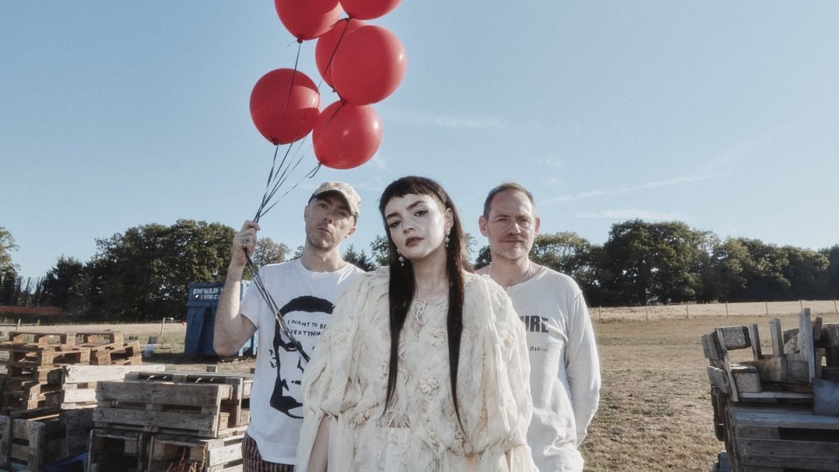 CHVRCHES Announce New Album All the King's Men and 2027 North American Tour
