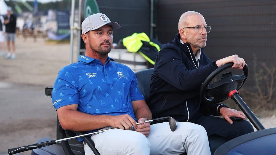 Bryson DeChambeau penalized two strokes, considers leaving Open Championship