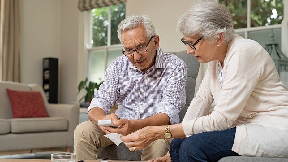 Georgia Law Lets Banks Pause Suspicious Transactions to Protect Older Adults from Scams