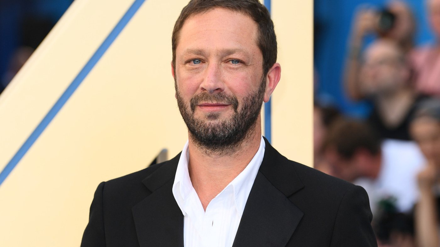 Ebon Moss-Bachrach Says Actors Must Be Perennials to Survive the Industry