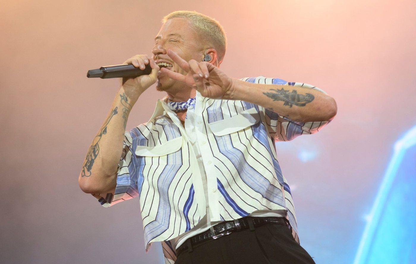 Macklemore stages free Free Palestine show in Dublin with Hozier and Kneecap