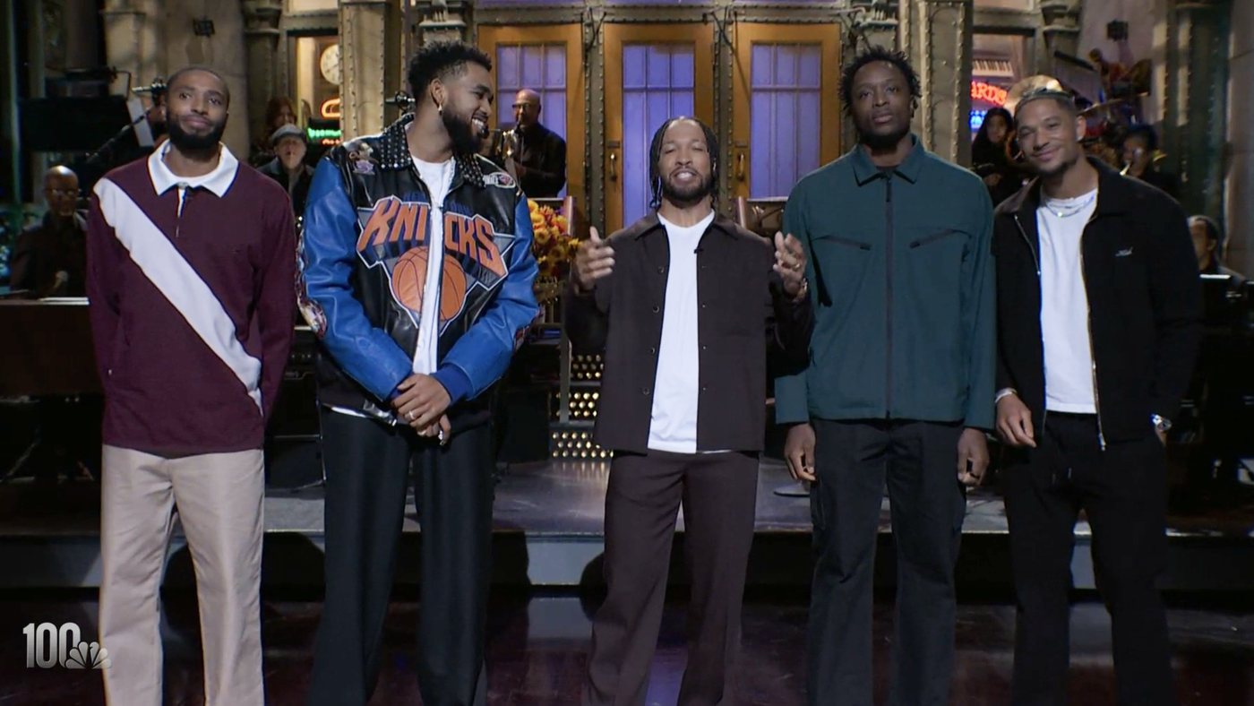 Jalen Brunson Opens SNL Season 52 With Knicks Teammates