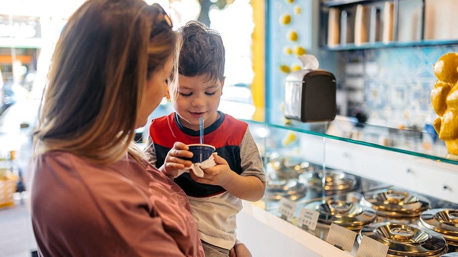 Less Sugar Early in Life Linked to Lower Dementia Risk, Study Finds