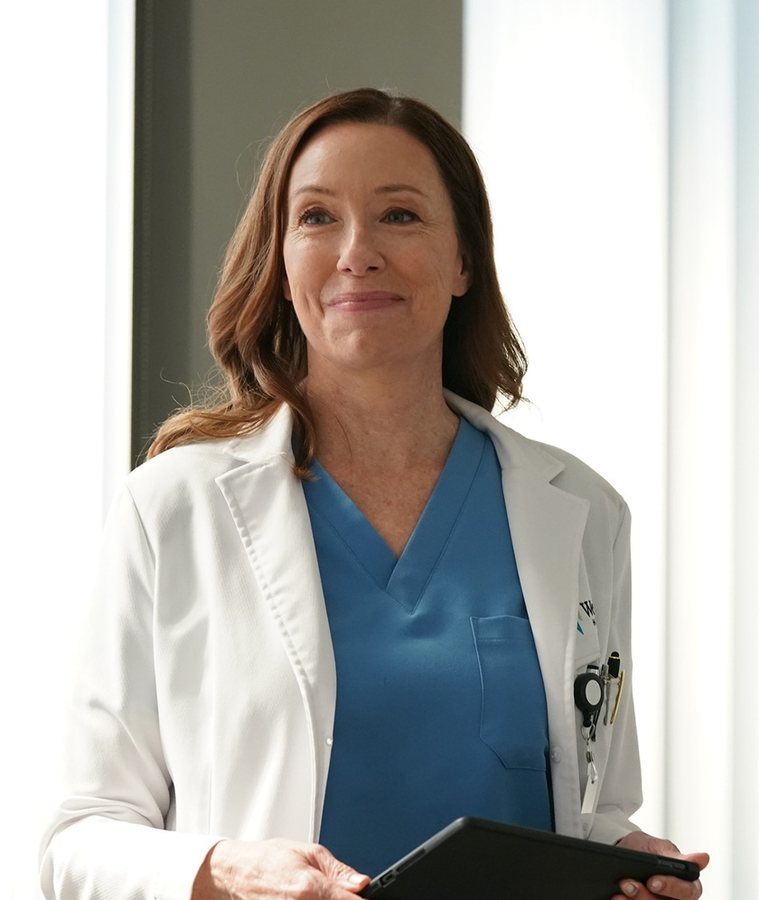 Hank Steinberg on Doc Season 3: Amy's Brain Is Both Superpower and Achilles' Heel