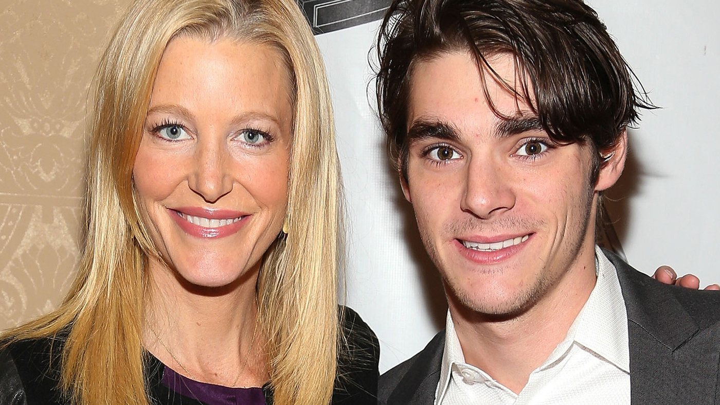 Anna Gunn, Bob Odenkirk and Aaron Paul Pay Tribute to 'Breaking Bad' Co-Star RJ Mitte After His Death at 34