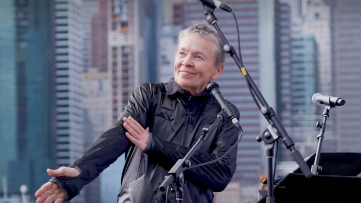 Laurie Anderson Shares Three Rules for Life in Brooklyn Performance Art Procession