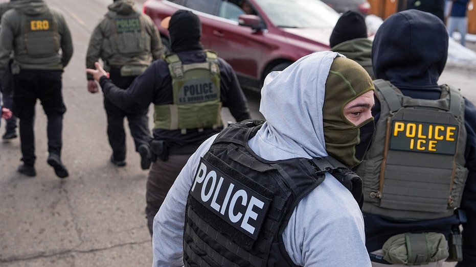 Federal Judge Blocks Philadelphia Mask Ban Targeting Federal Officers