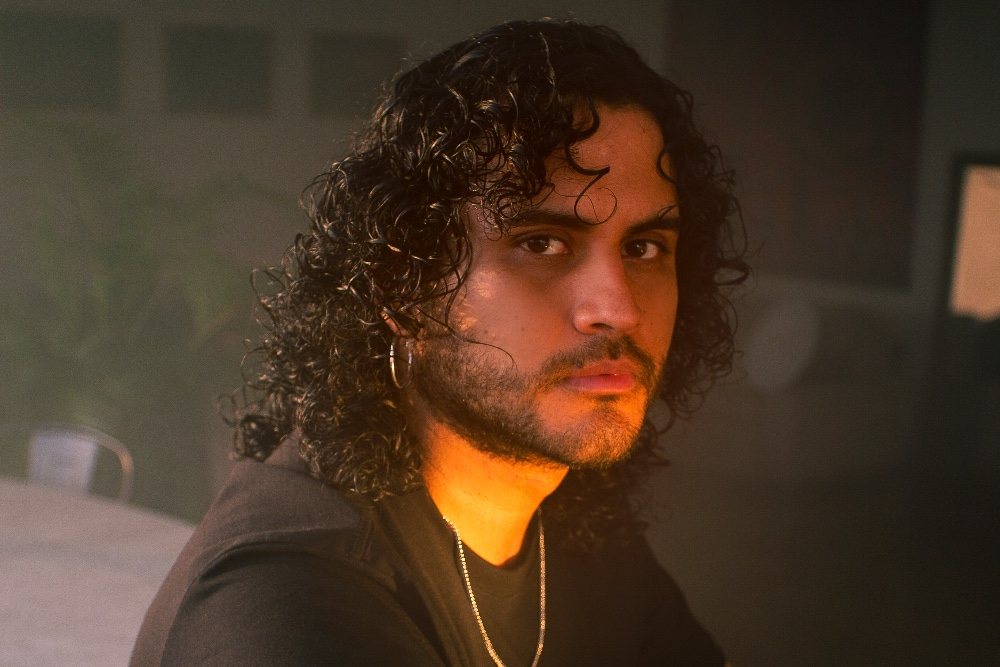 Peruvian Filmmaker Sami Hawka Explores Polyamory and Indigenous Resistance in 'While Everything Falls'
