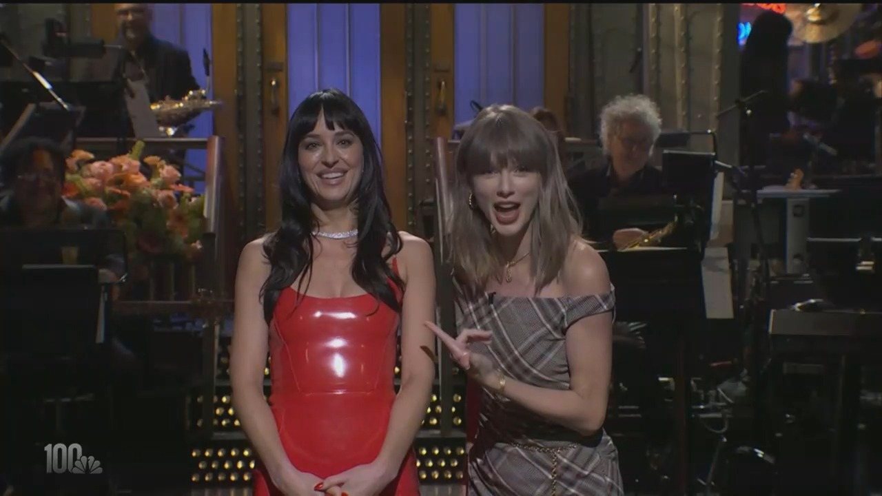 Taylor Swift Crashes Dakota Johnson's SNL Monologue as Breakup Therapist