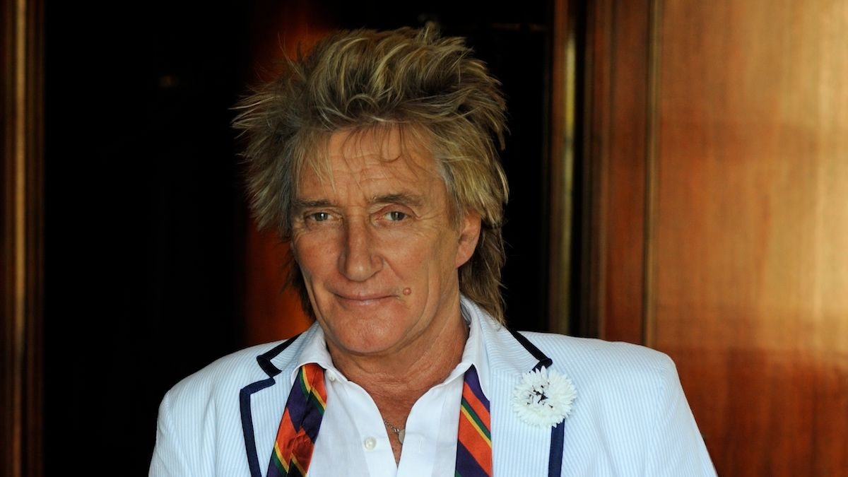Rod Stewart Announces Final Tour for 2027