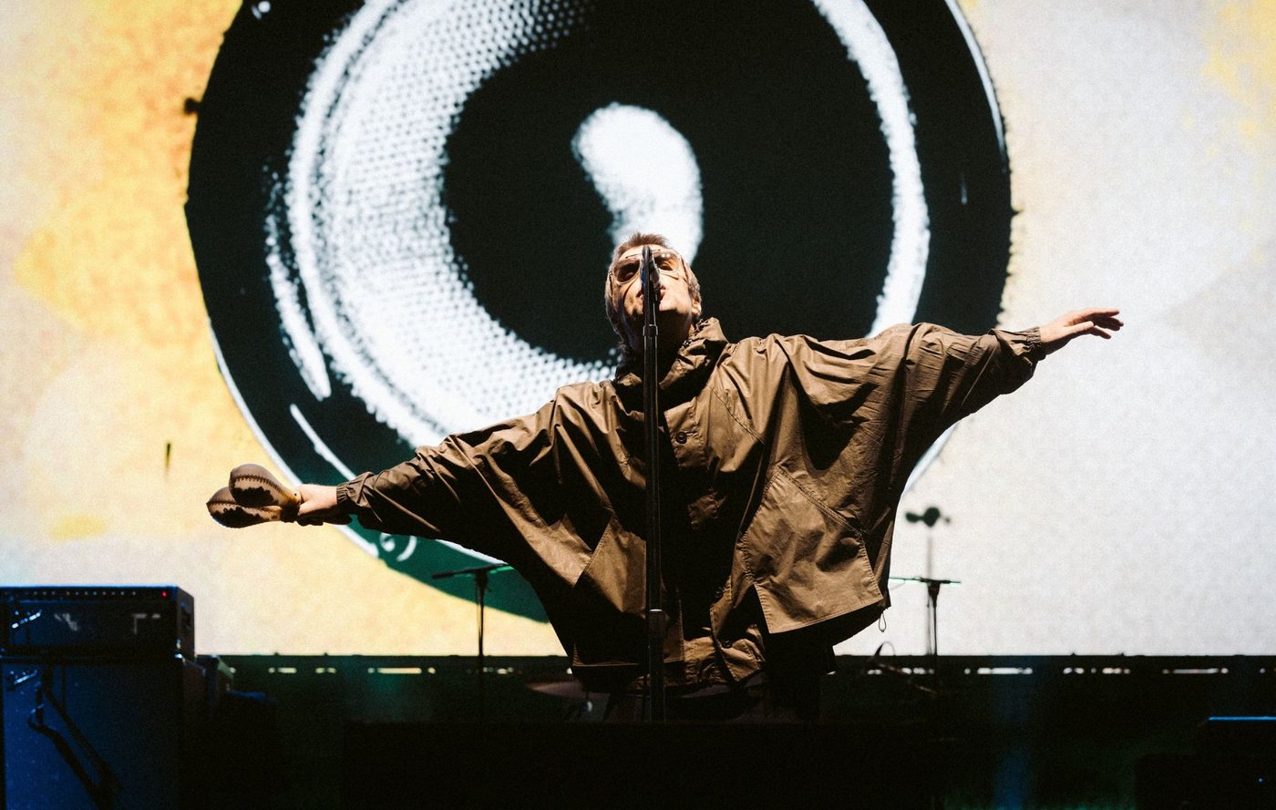 Oasis: Don't Look Back In Anger Sets Disney+ Streaming Date With Unseen Footage
